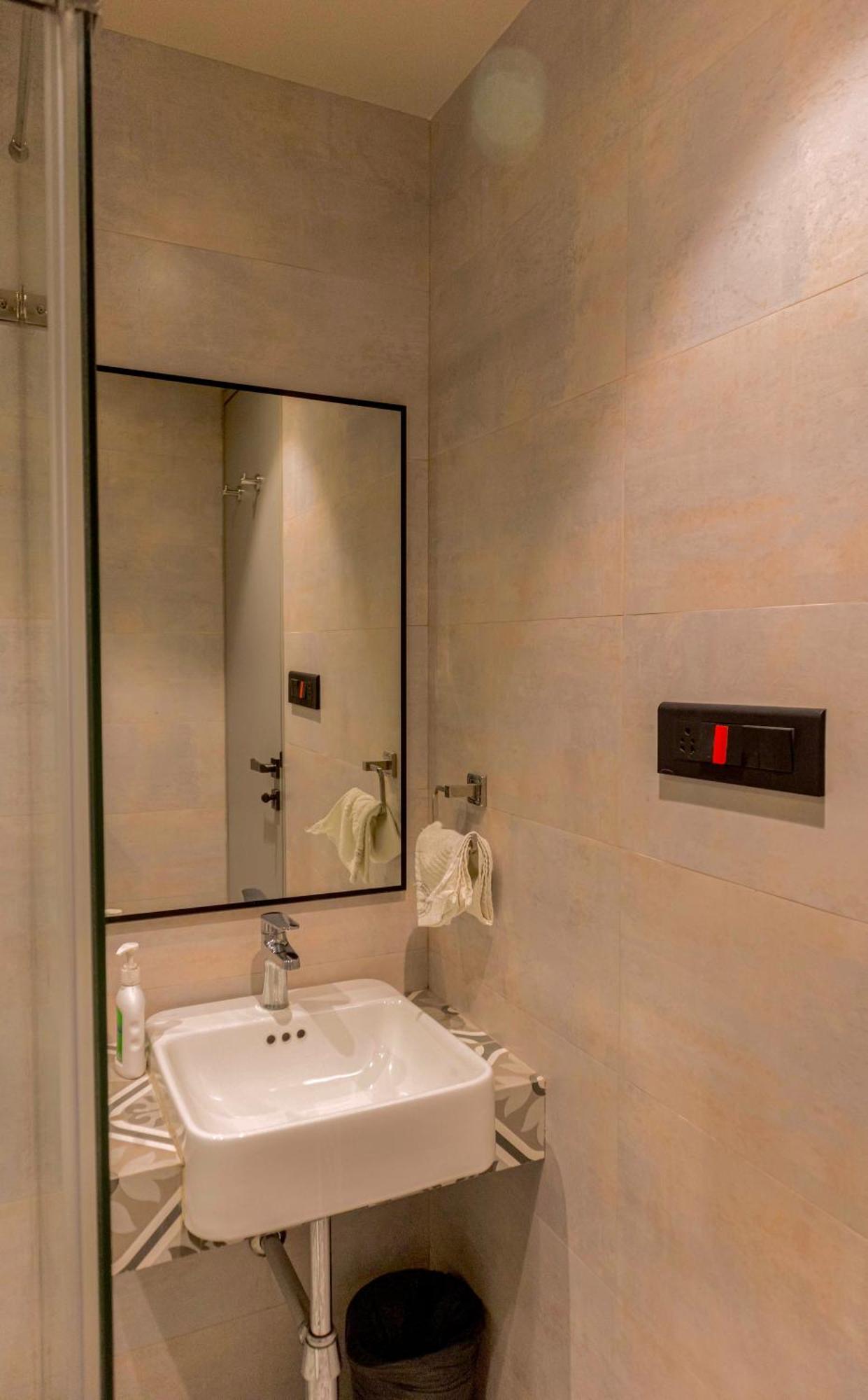 The 12th Square Saltlake 3*